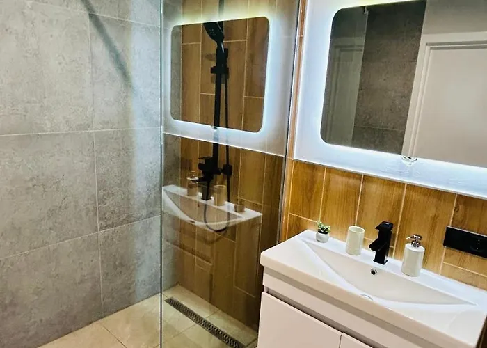 Literaturna Sea View з видом на море біля аркадії Appartement Odessa